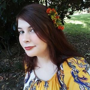 Meet your Posher, Stella